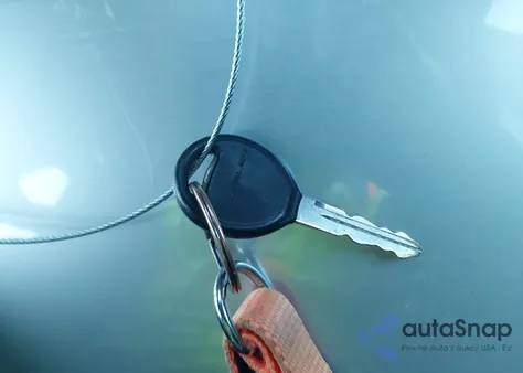 2001 Chrysler Town & Country Lx z USA, uszkodzony, nr VIN 2C4GP44381R343216